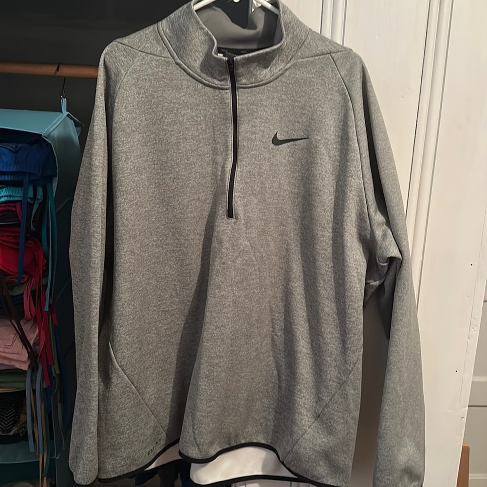 Nike Sweatshirt